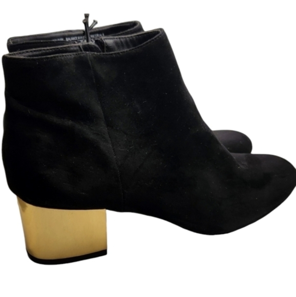 Arizona Jeans‎ Paisley Women’s Black Faux Suede W/Gold Heel Memory Foam heel